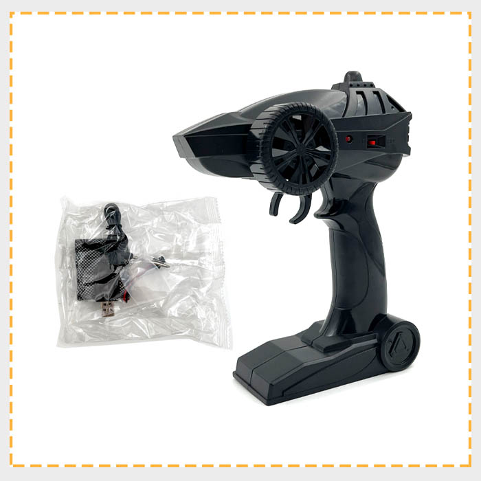 ماشین لندکروز کنترلی و شارژی دودزا